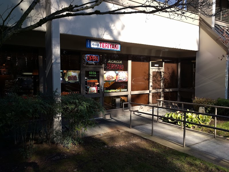 Acacia Teriyaki food presentation