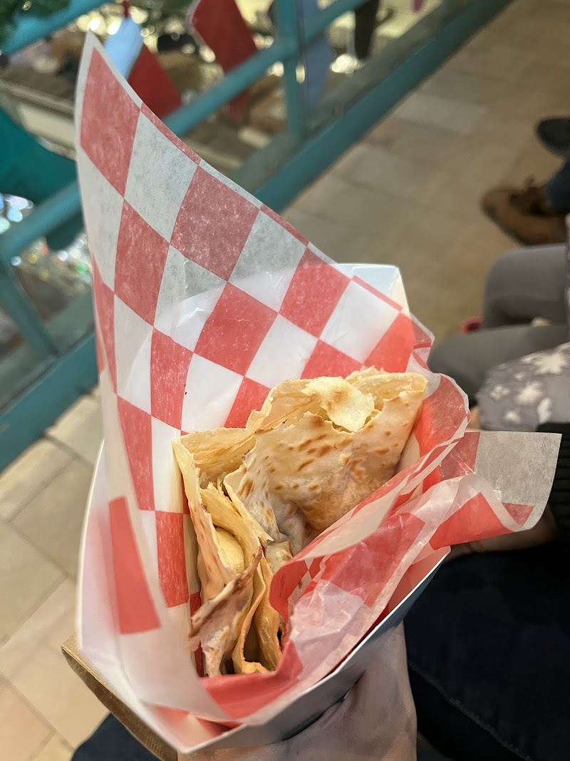 Crepes de Luxe - Fresh crepes display